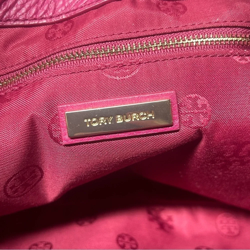 Tory Burch Britten Pebbled Slouchy Tote Shoulder Purse Magenta Pink & Gold